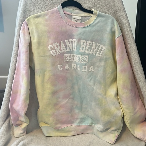 Grand Bend Sweater - Picture 1 of 1